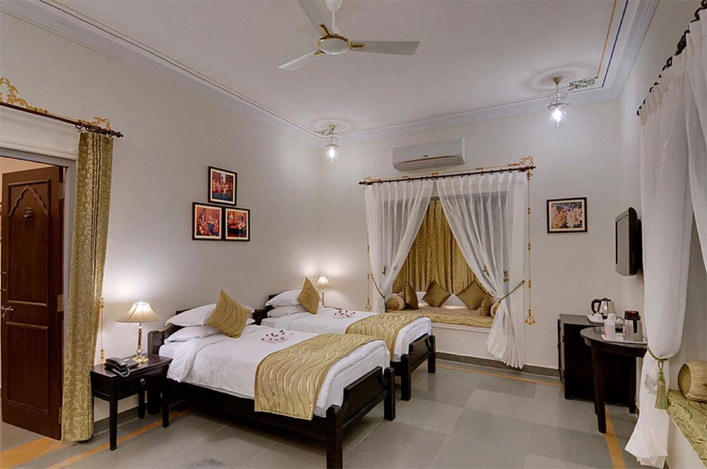 The Amargarh Hotel Udaipur Kültér fotó